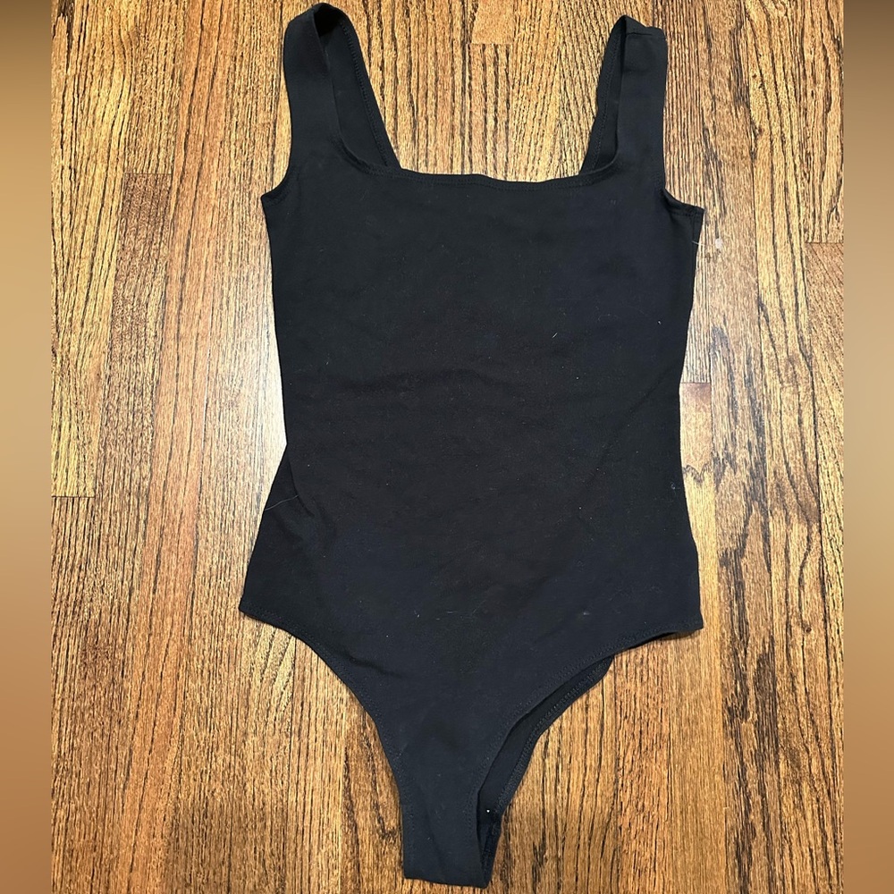 Reformation square neck black bodysuit SZ S Small